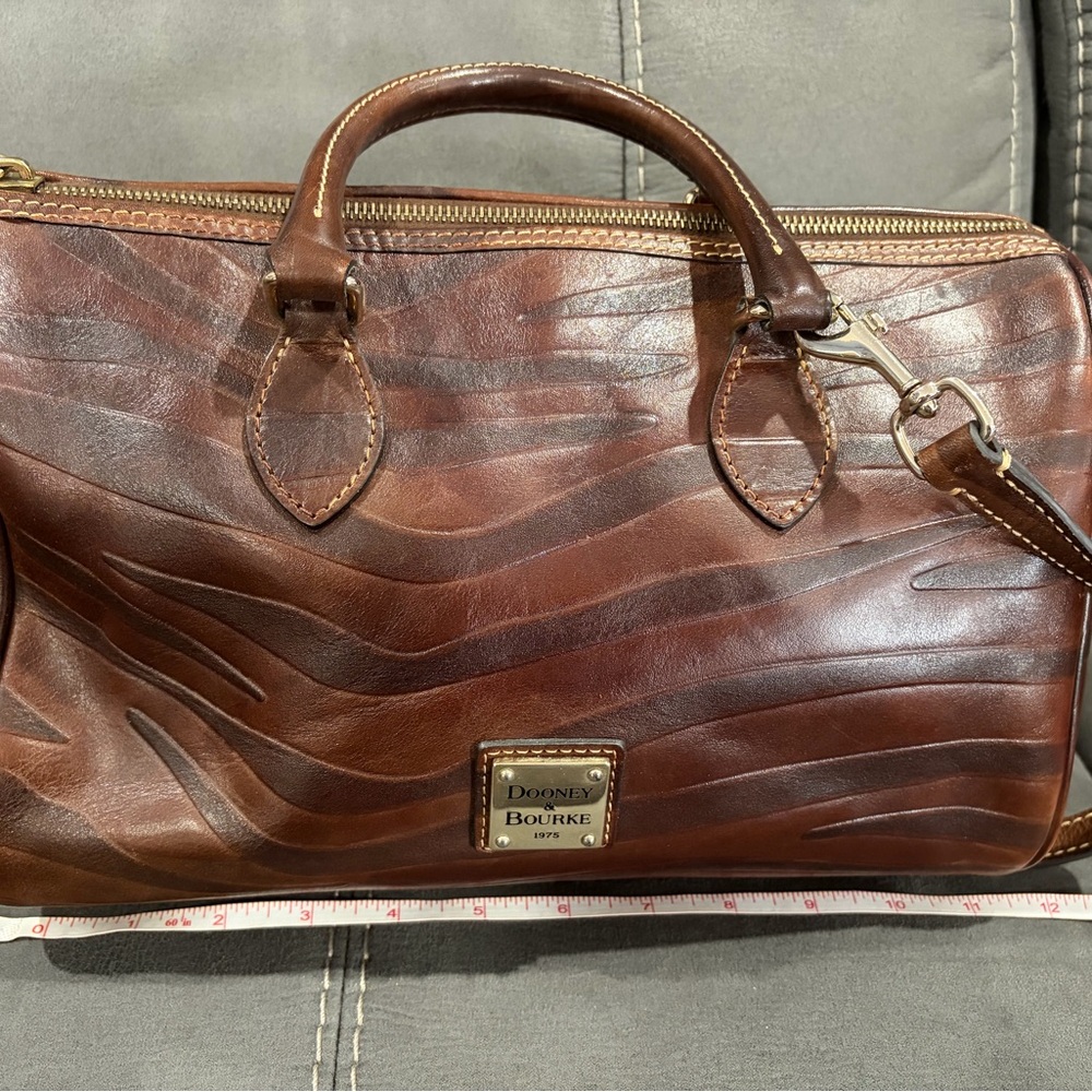 SOLD Dooney & Bourke Tiger Brown Leather Duffel Bag - Picture 2 of 16